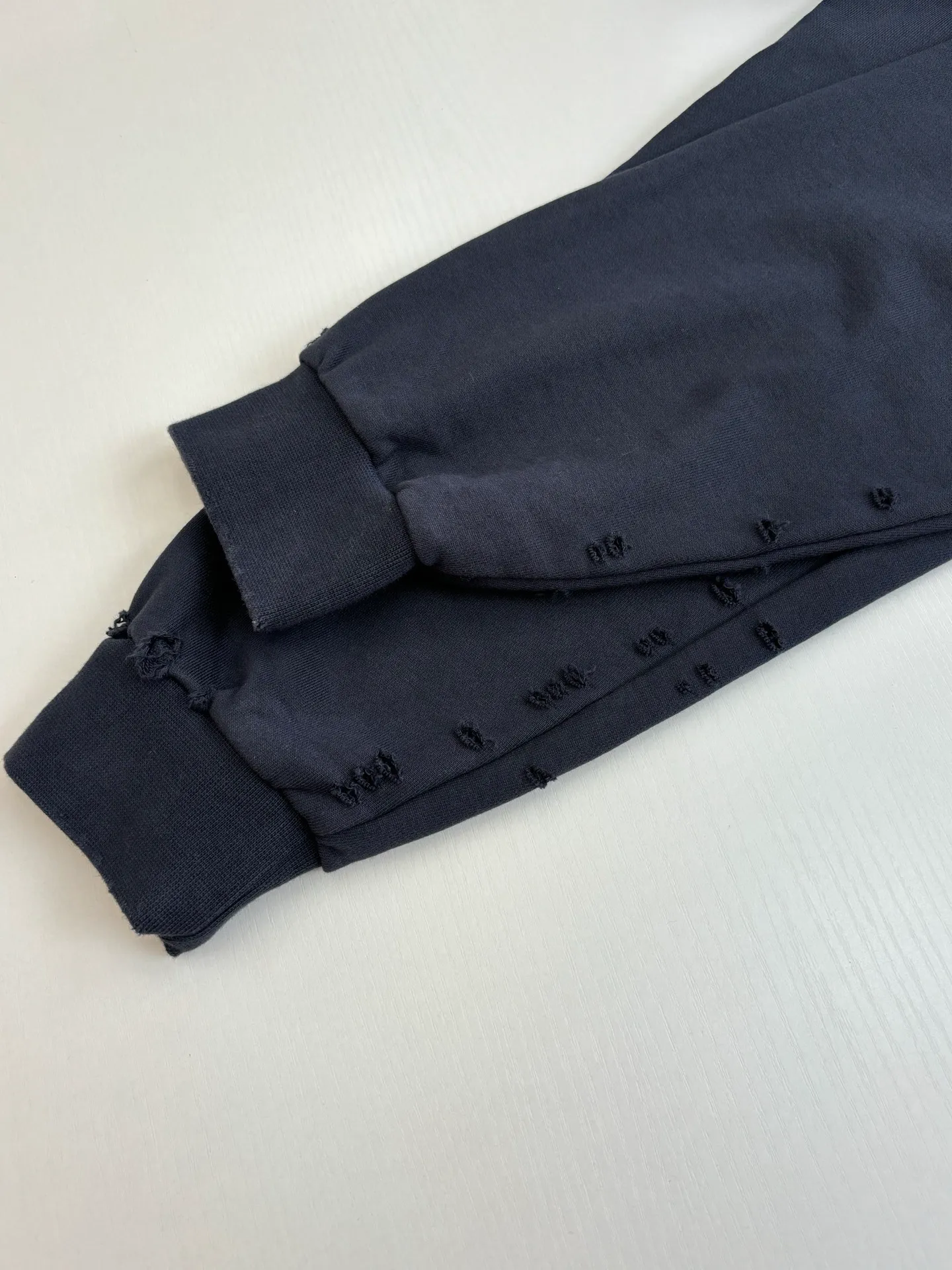 Balenciag*/ + / ， ， ， ， ， ， 。 Size：S/M/L